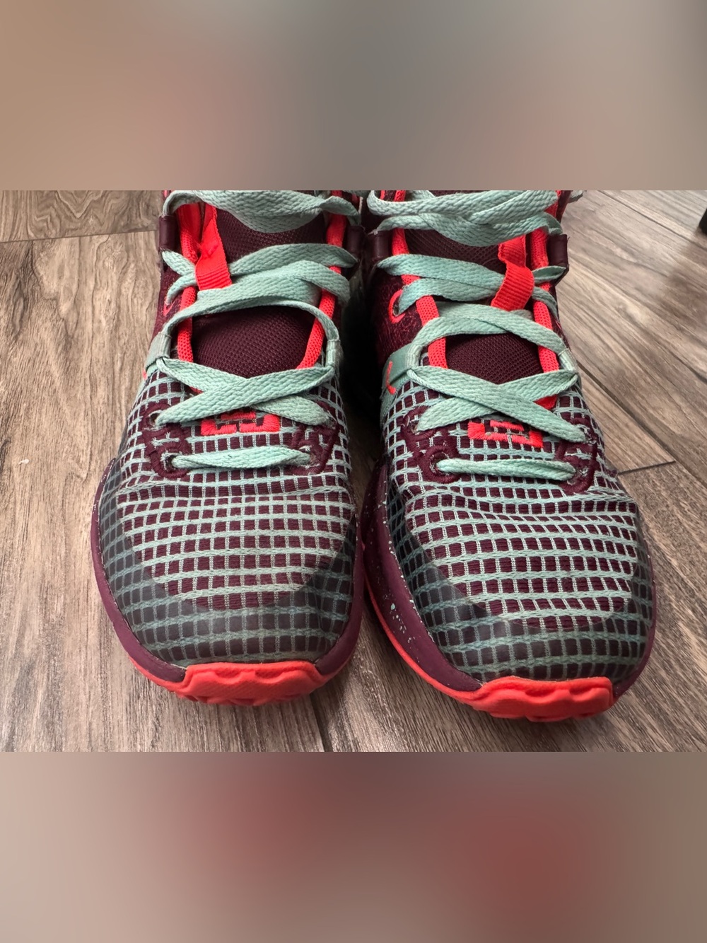 Nike Shoes | Lebron James Witness 7 SE Team Res Jade. Size 3.5 Yourh - Picture 2 of 4